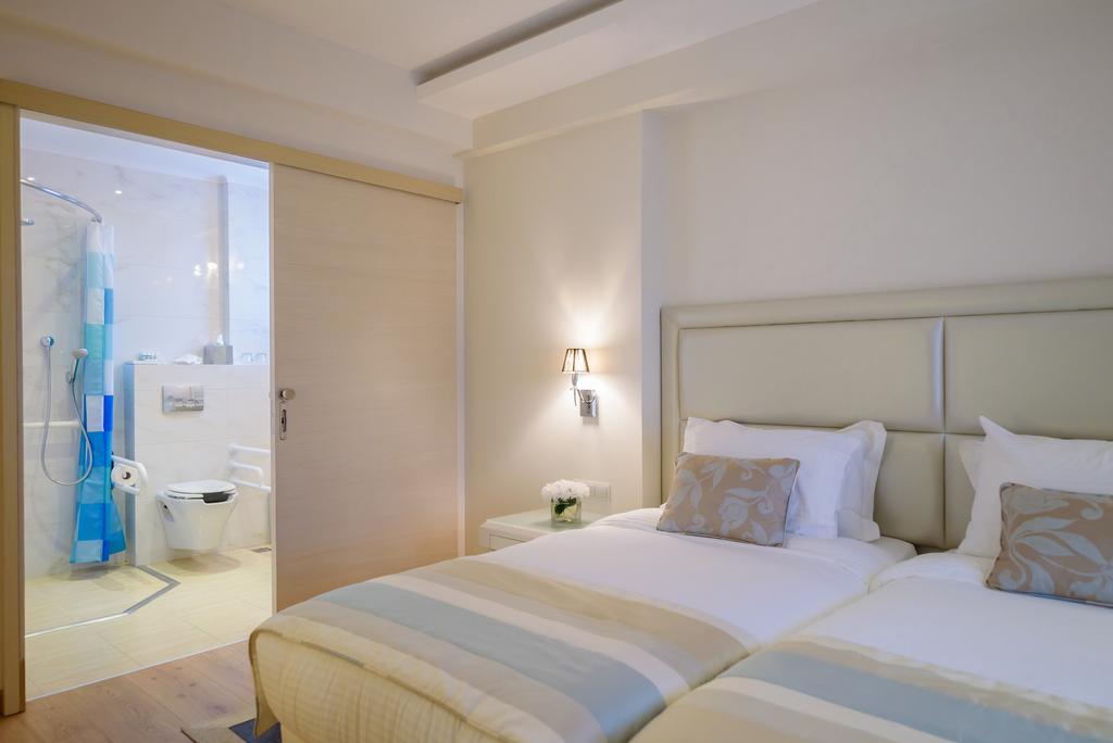 Calma Hotel & Spa カストリア エクステリア 写真