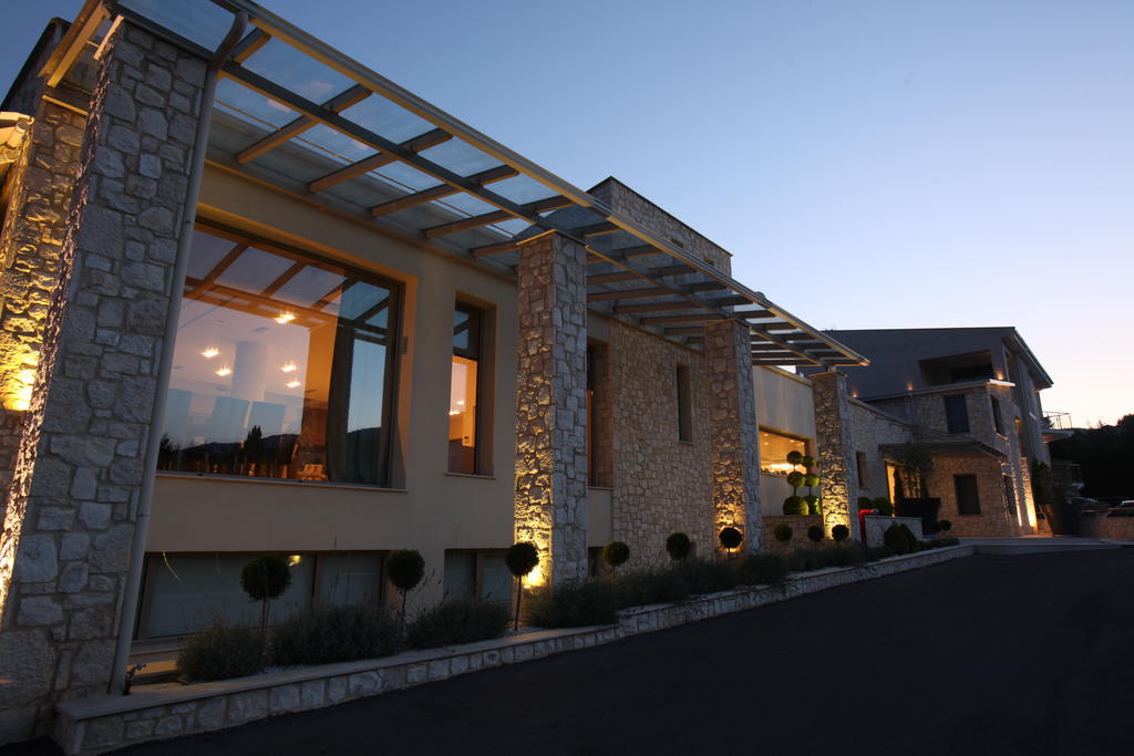 Calma Hotel & Spa カストリア エクステリア 写真